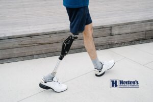 Prosthetic Feet: Which Type is Right for You? cover