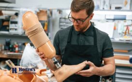 prosthesis vs prosthetic